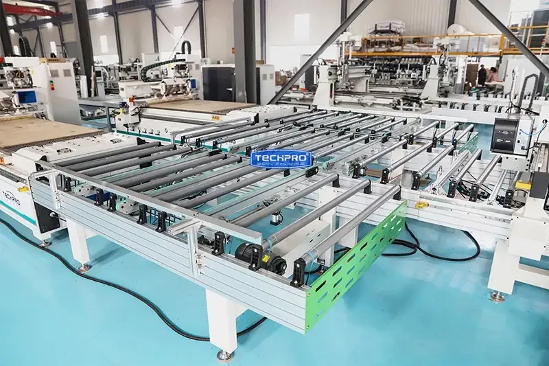 conveyor transmission device